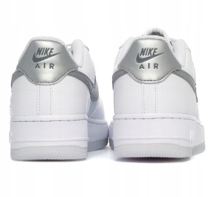 NIKE Nike AIR FORCE 1 FV3981-100 R.36