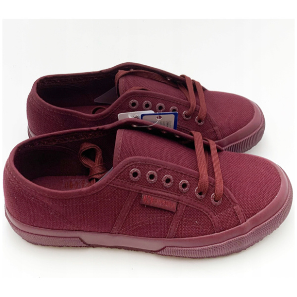 Multioutlet - Trampki Superga R37