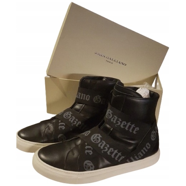 Multioutlet - Męskie Buty John Galliano R.38