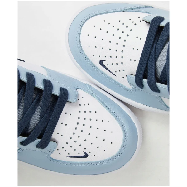 Multioutlet - Buty Nike Sb Force 58 Premium R.36