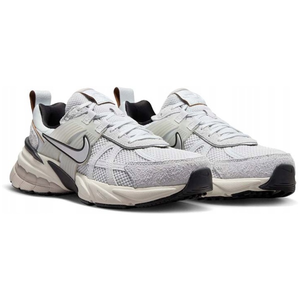 Najlepszy Outlet W Warszawie Multioutlet - Damskie Buty Sportowe Nike V2K Run W R.40